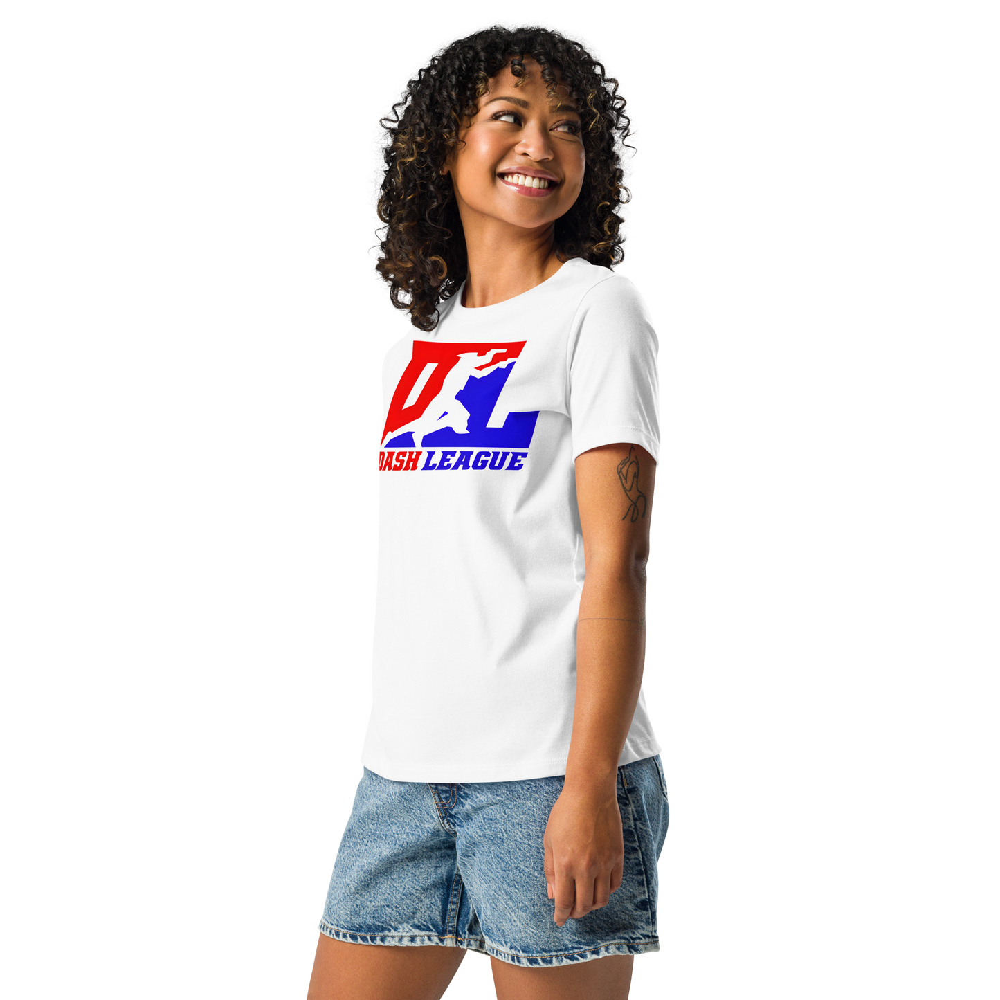 Camiseta relajada para mujer con logotipo DL en color (parte delantera y trasera)
