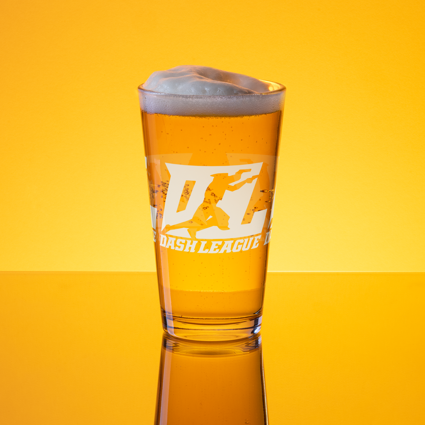 Pint Glass White DL Logo Wrap