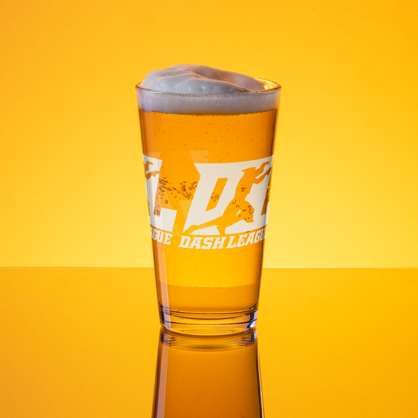 Pint Glass White DL Logo Wrap