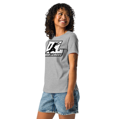 Camiseta relajada para mujer blanca con logotipo DL en contorno negro (parte delantera y trasera)