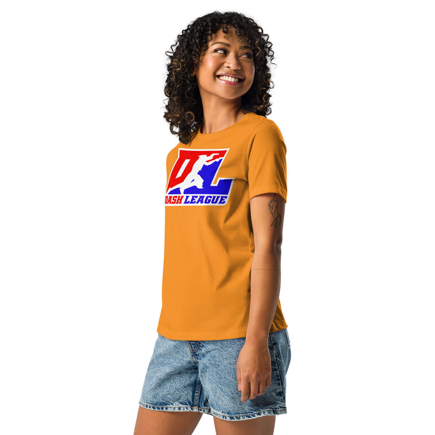 Camiseta relajada para mujer en color blanco con el logotipo DL