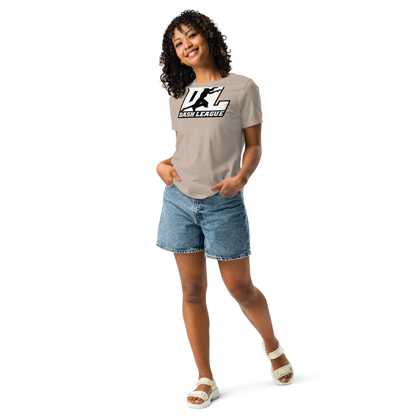 Camiseta relajada para mujer blanca con logotipo DL en contorno negro (parte delantera y trasera)